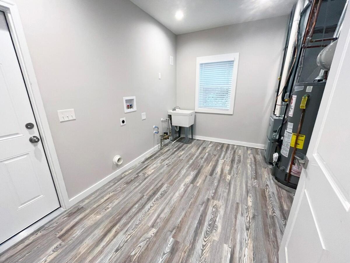 Beautiful Cozy New Build Home - Pet Friendly South Euclid Exterior foto