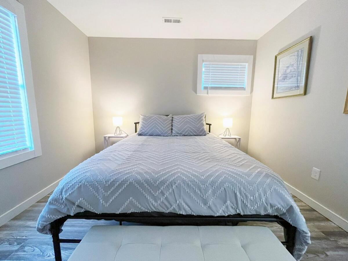 Beautiful Cozy New Build Home - Pet Friendly South Euclid Exterior foto