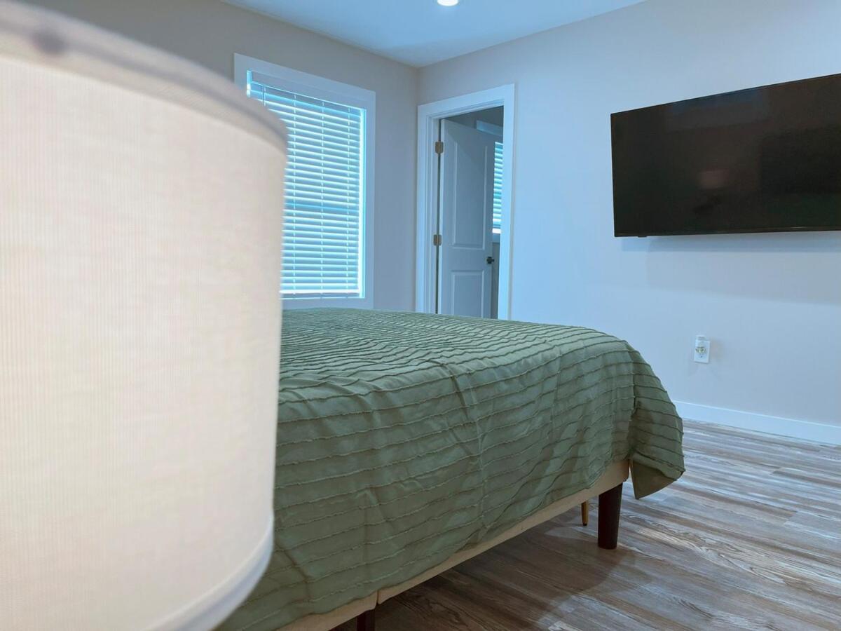Beautiful Cozy New Build Home - Pet Friendly South Euclid Exterior foto